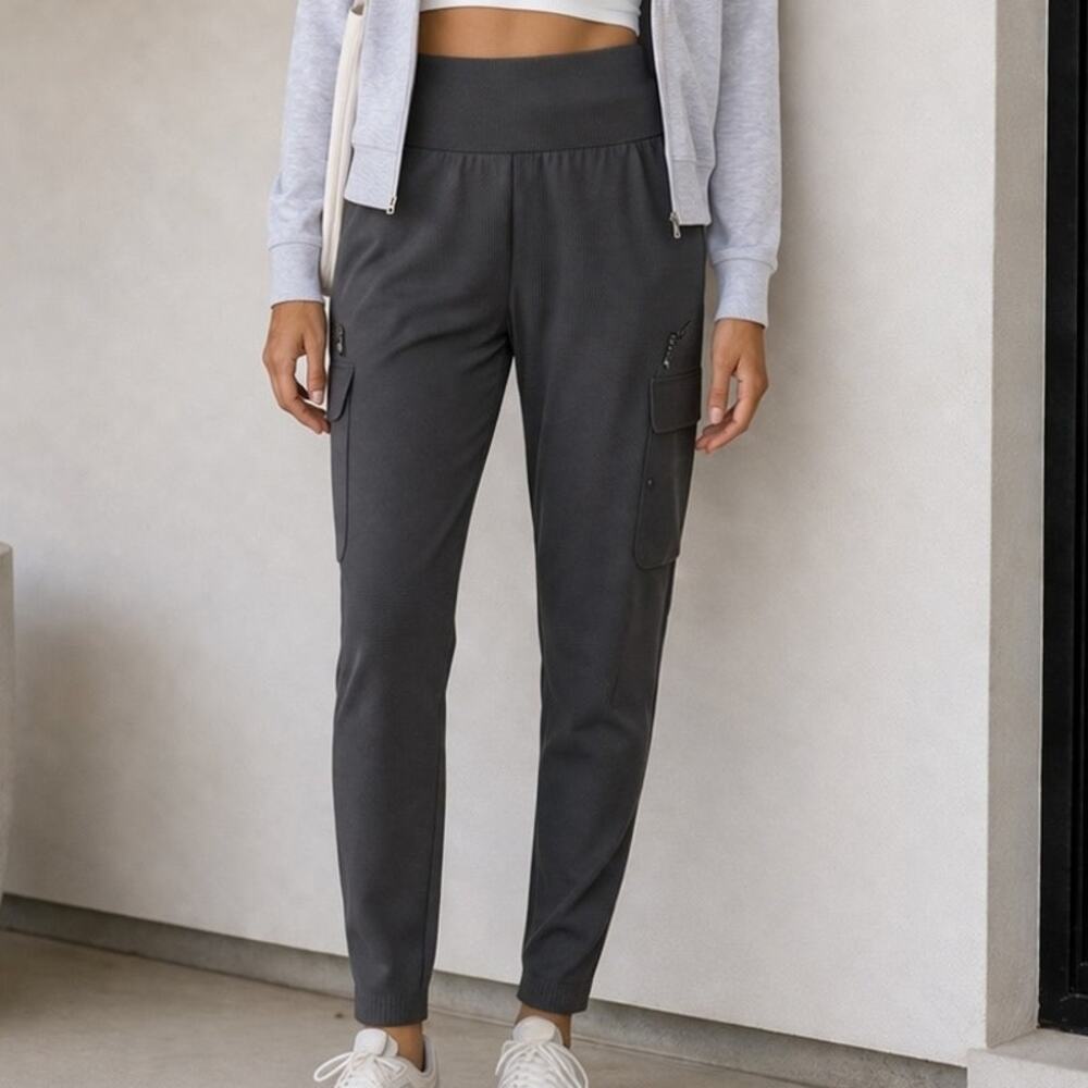 Athleta Gray Pull on Cargo  Joggers 2